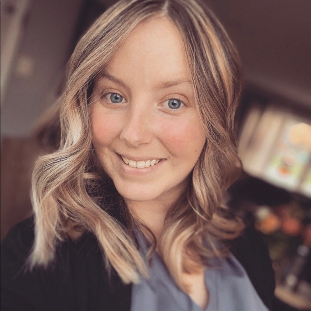 Meet your Posher, Nicole